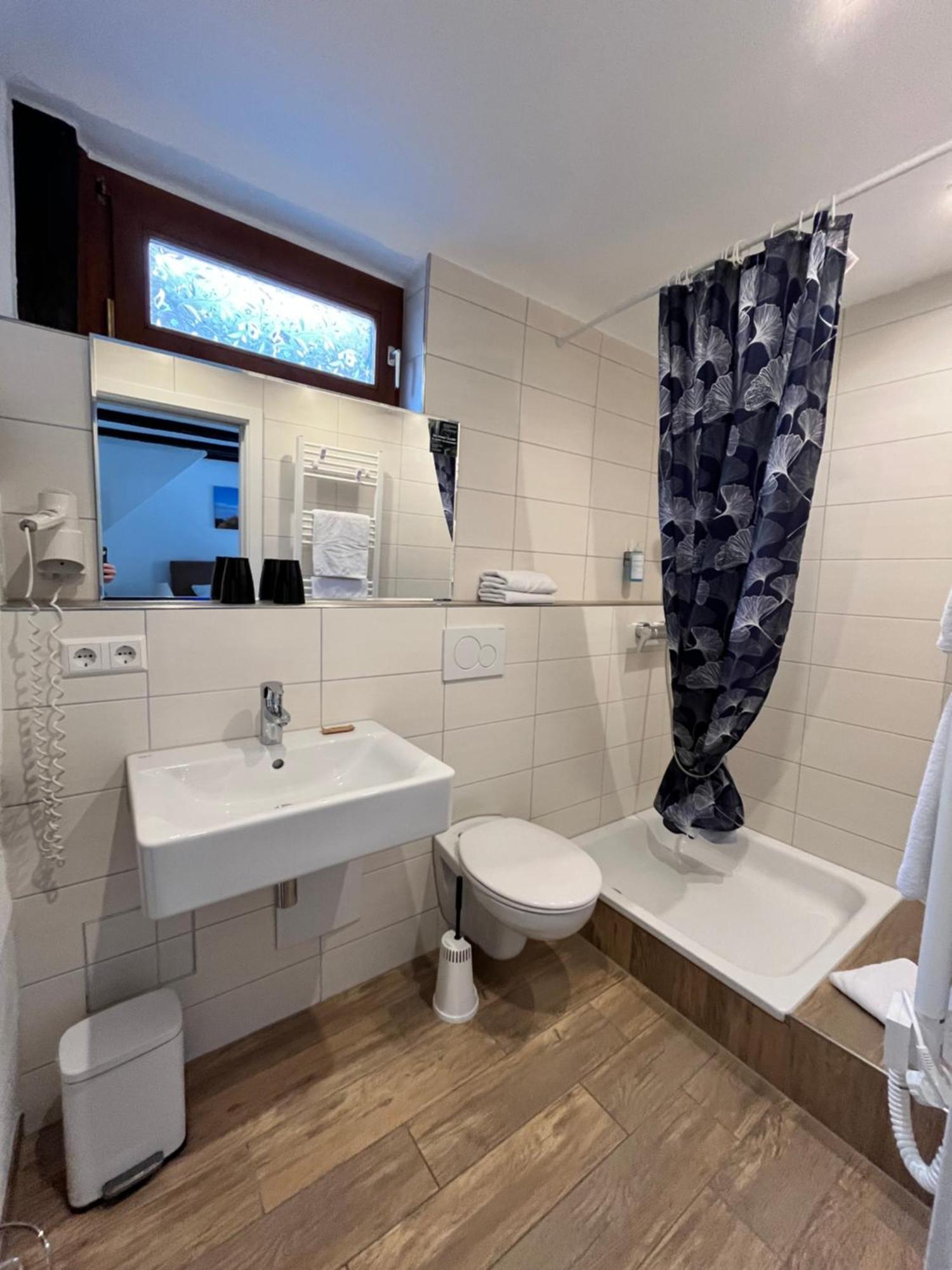 Gaestehaus Am Hafen Meersburg Ngoại thất bức ảnh